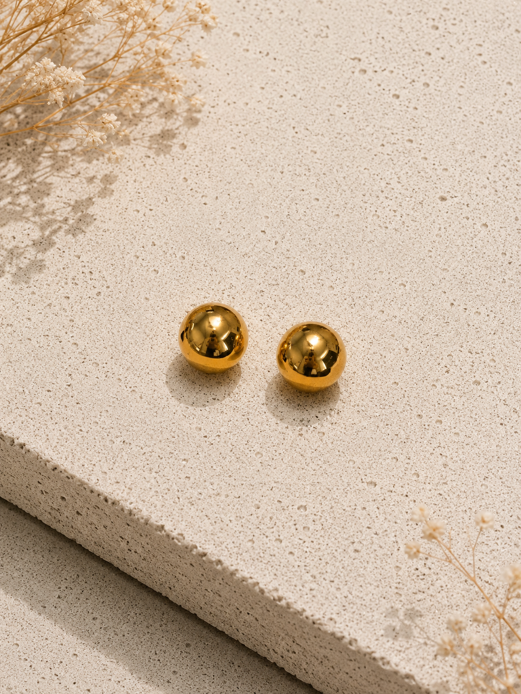 Aurelia Button Studs
